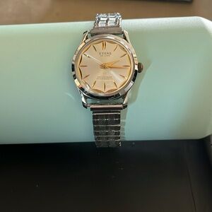 Vntage Men’s Watch